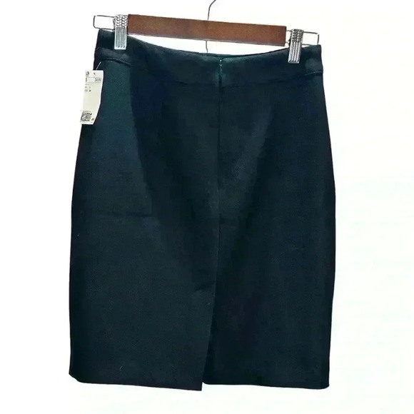 H&M Womens Size 2 Pencil Skirt Black Gold Buttons Above Knee Slit New - Picture 5 of 10
